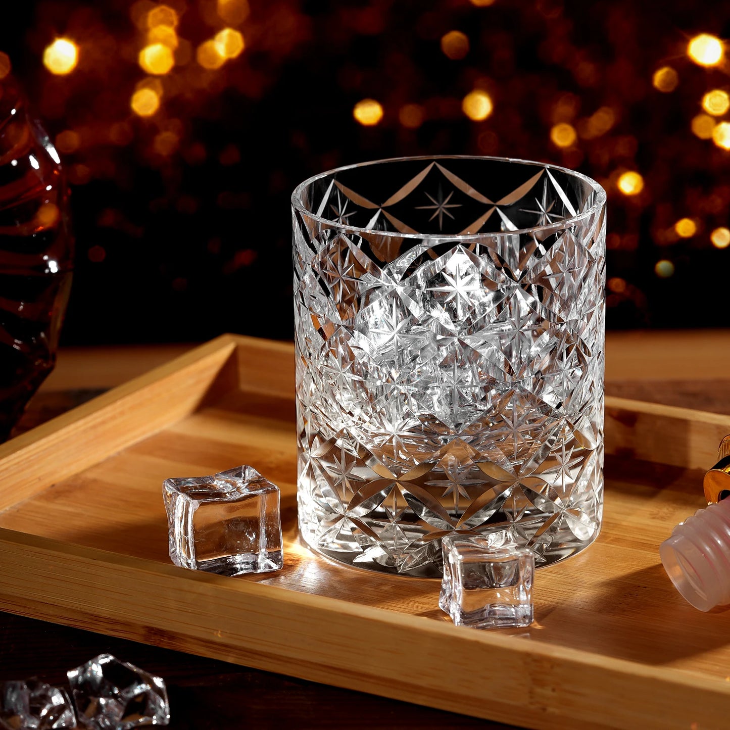 Handgeschliffenes Kristallglas mit Holzuntersetzern - Geschenkbox Tumbler