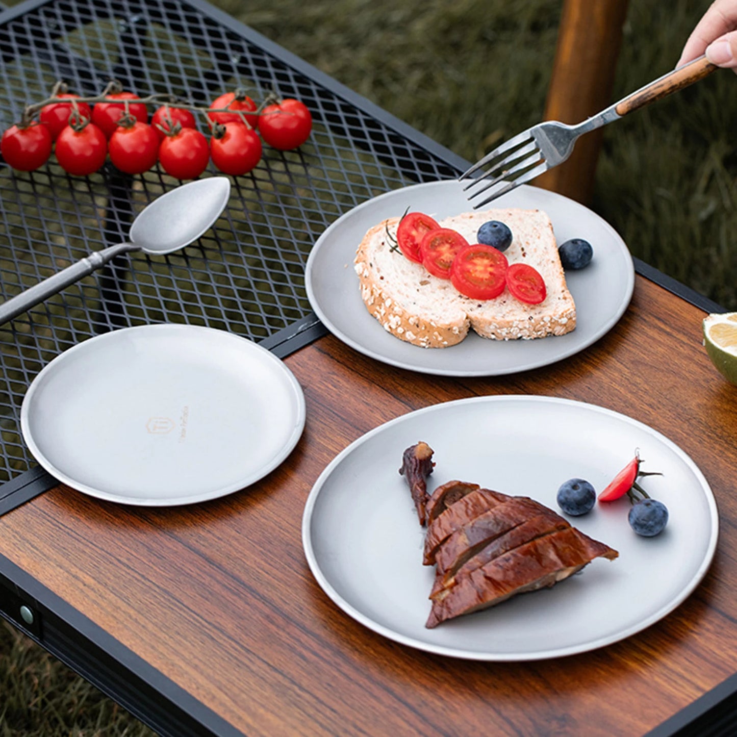 Camping Teller Titan - Stapelbar & Leicht für Outdoor Picknick