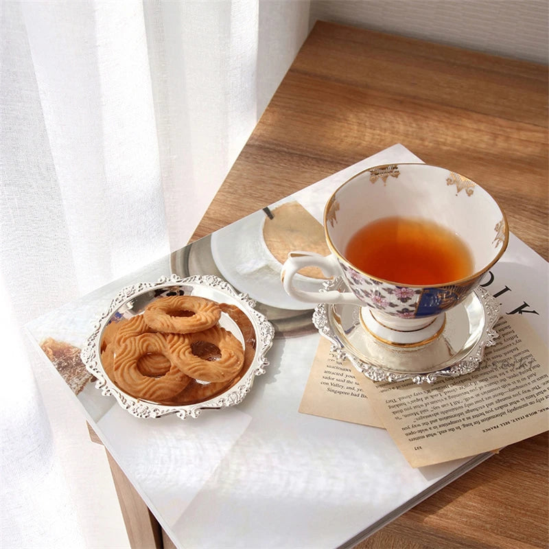 Rundes Metall Tablett - Obst Kuchen Dessert Schmuckschale Aufbewahrung